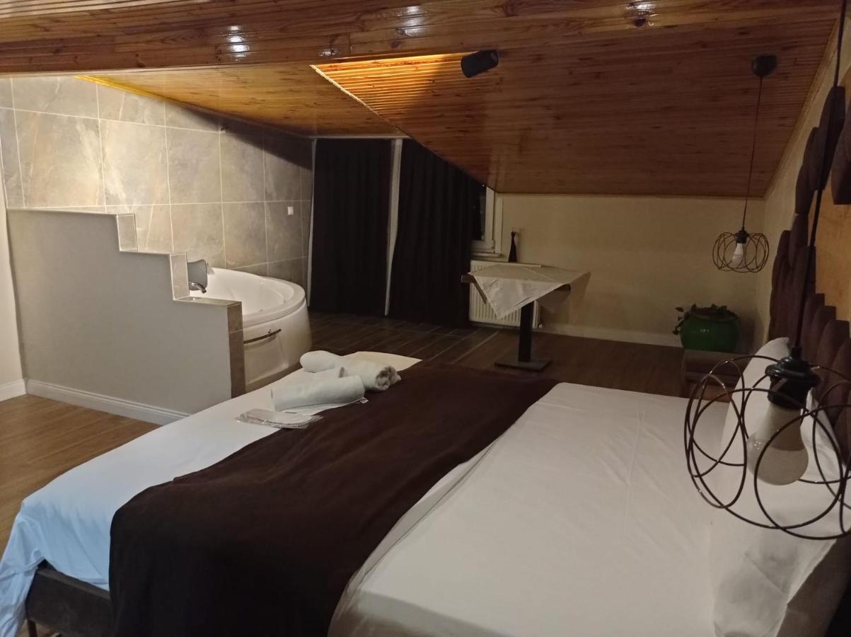 Lily Airport Otel Arnavutkoy Exterior foto